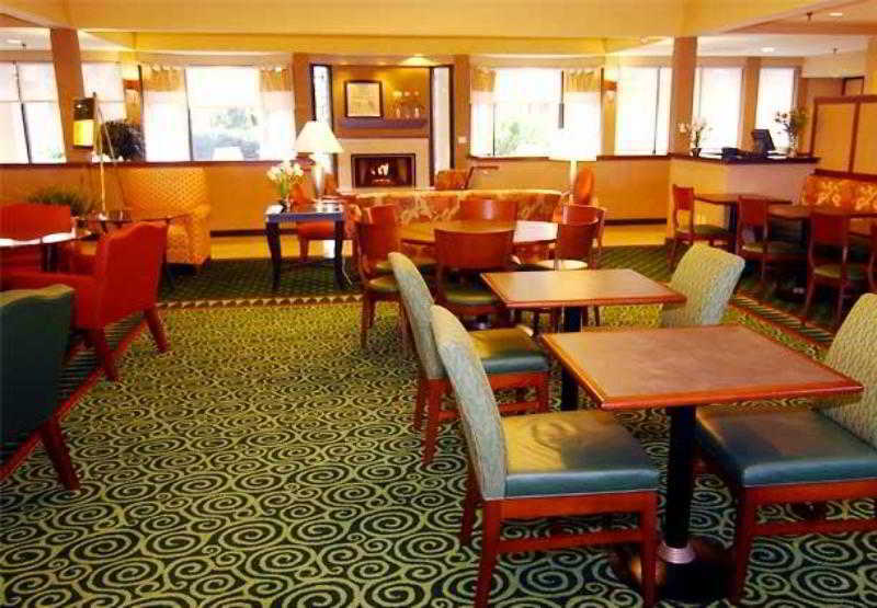 Courtyard Melbourne West Hotel Restaurant foto